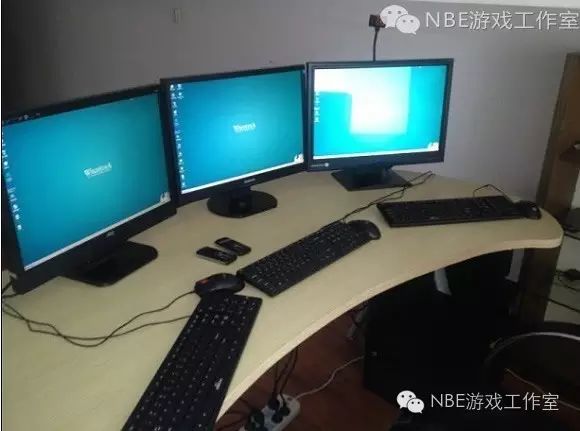 打工族调侃:我的游戏工作室，进坑需要更加小心